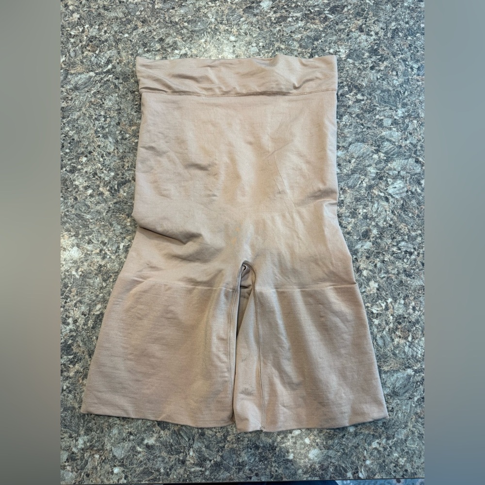 Victoria’s Secret high waisted thigh shaper size L